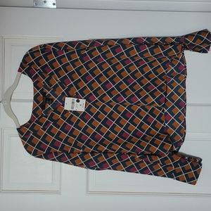 Forever 21 Contemporary Blouse in Geometric Pattern